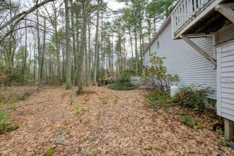 79 Country Way Lyman ME 04002