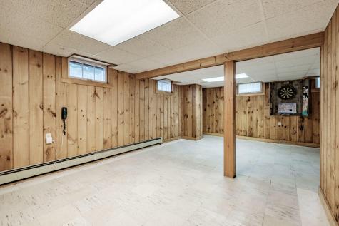 34 Winn Road Falmouth ME 04105