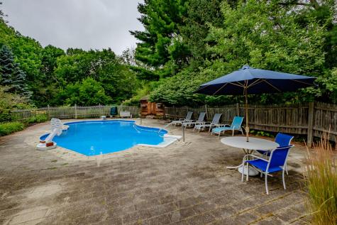 34 Winn Road Falmouth ME 04105