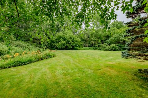 34 Winn Road Falmouth ME 04105