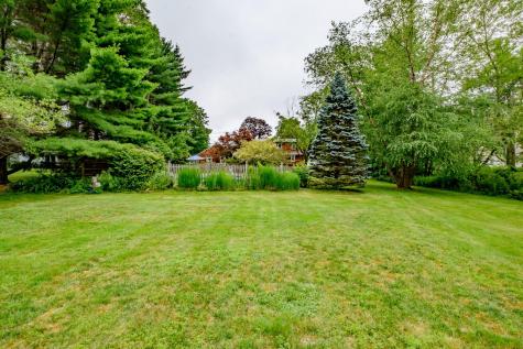 34 Winn Road Falmouth ME 04105