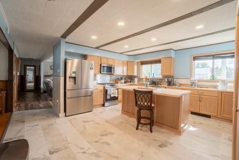 3 County Street East Millinocket ME 04430