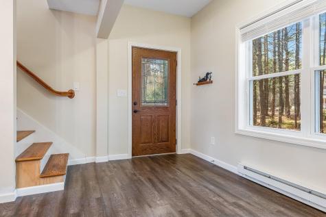 8 Ridgewood Drive Lebanon ME 04027