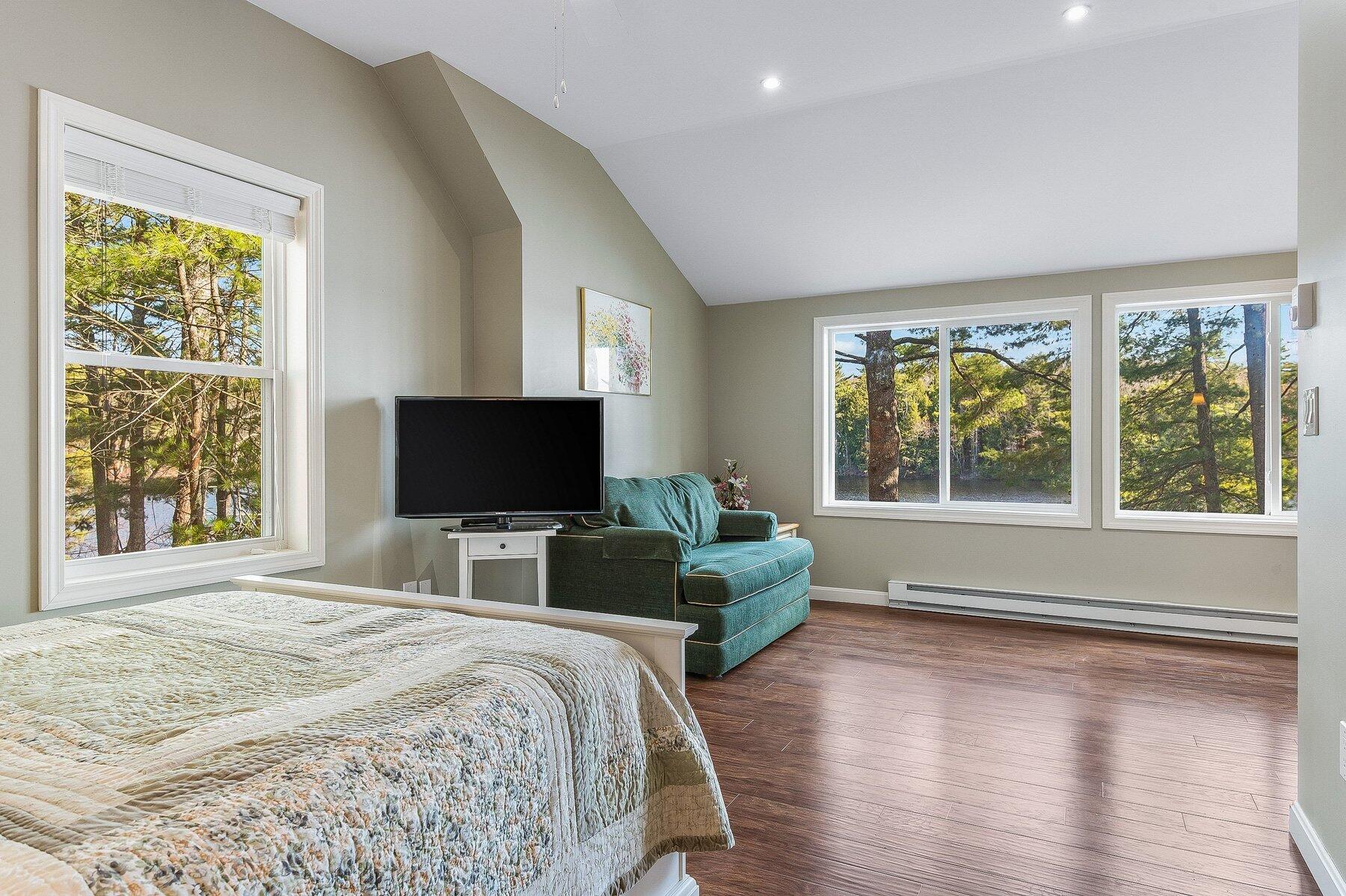 8 Ridgewood Drive Lebanon ME 04027