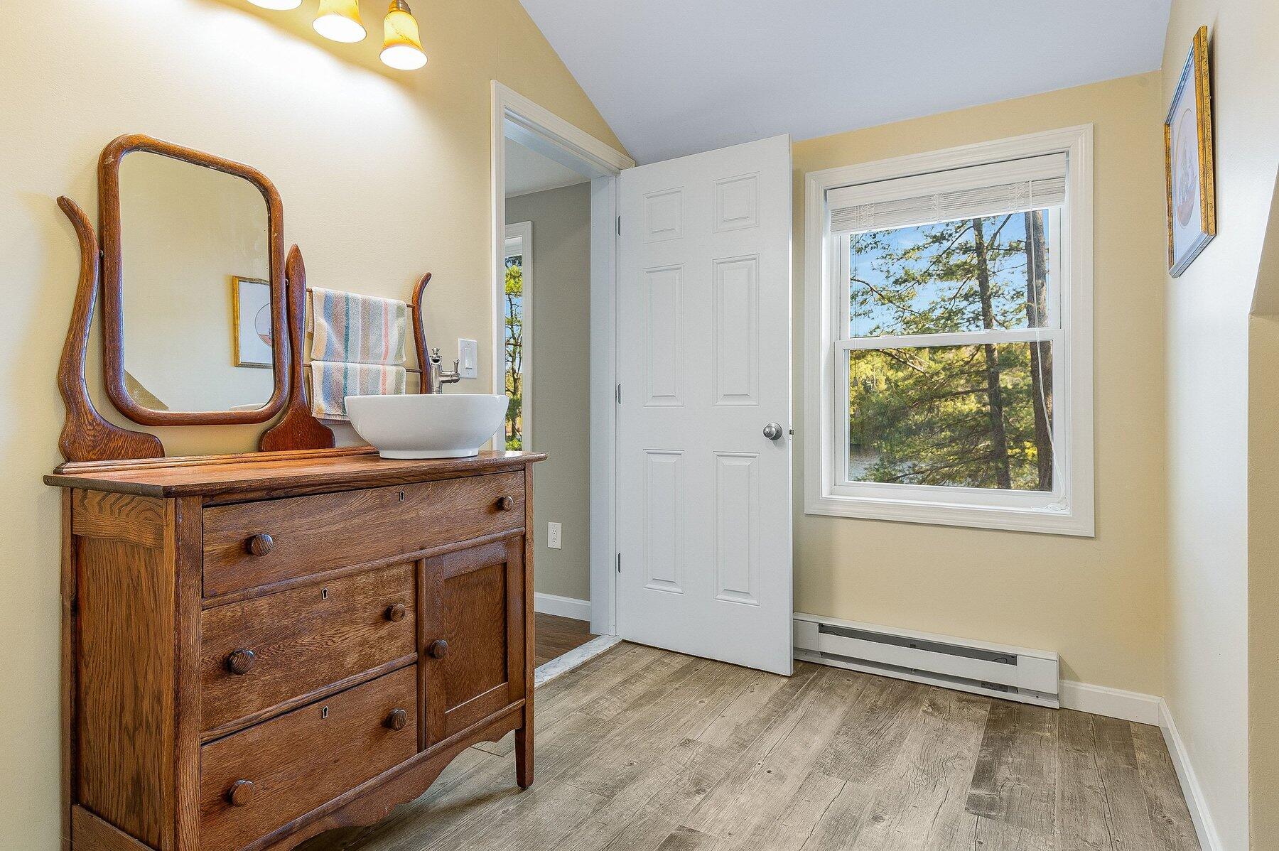 8 Ridgewood Drive Lebanon ME 04027