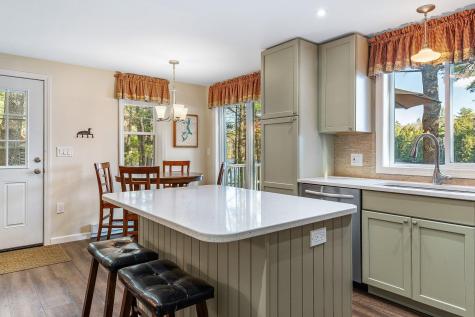 8 Ridgewood Drive Lebanon ME 04027