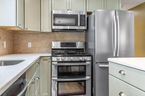8 Ridgewood Drive Lebanon ME 04027