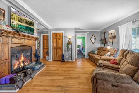 28 Davis Road Vienna ME 04360