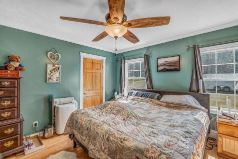 28 Davis Road Vienna ME 04360