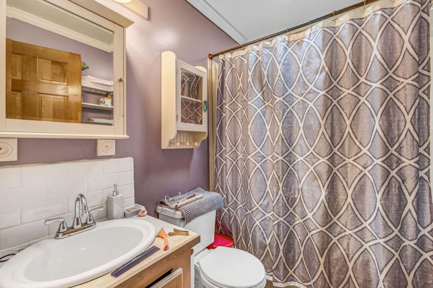 28 Davis Road Vienna ME 04360