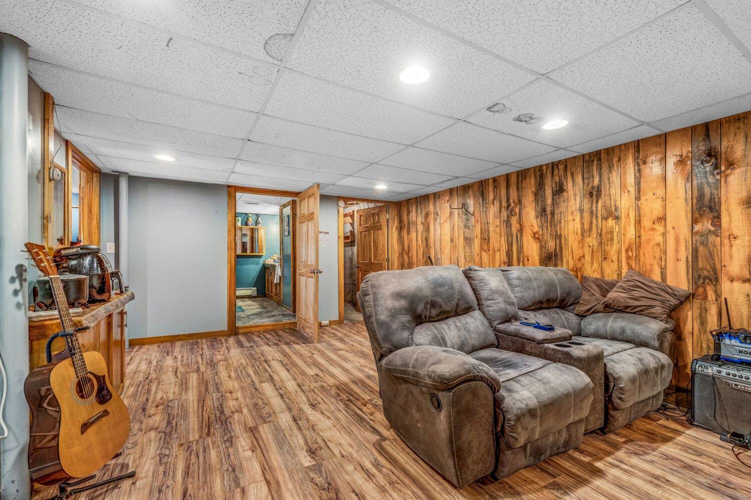 28 Davis Road Vienna ME 04360