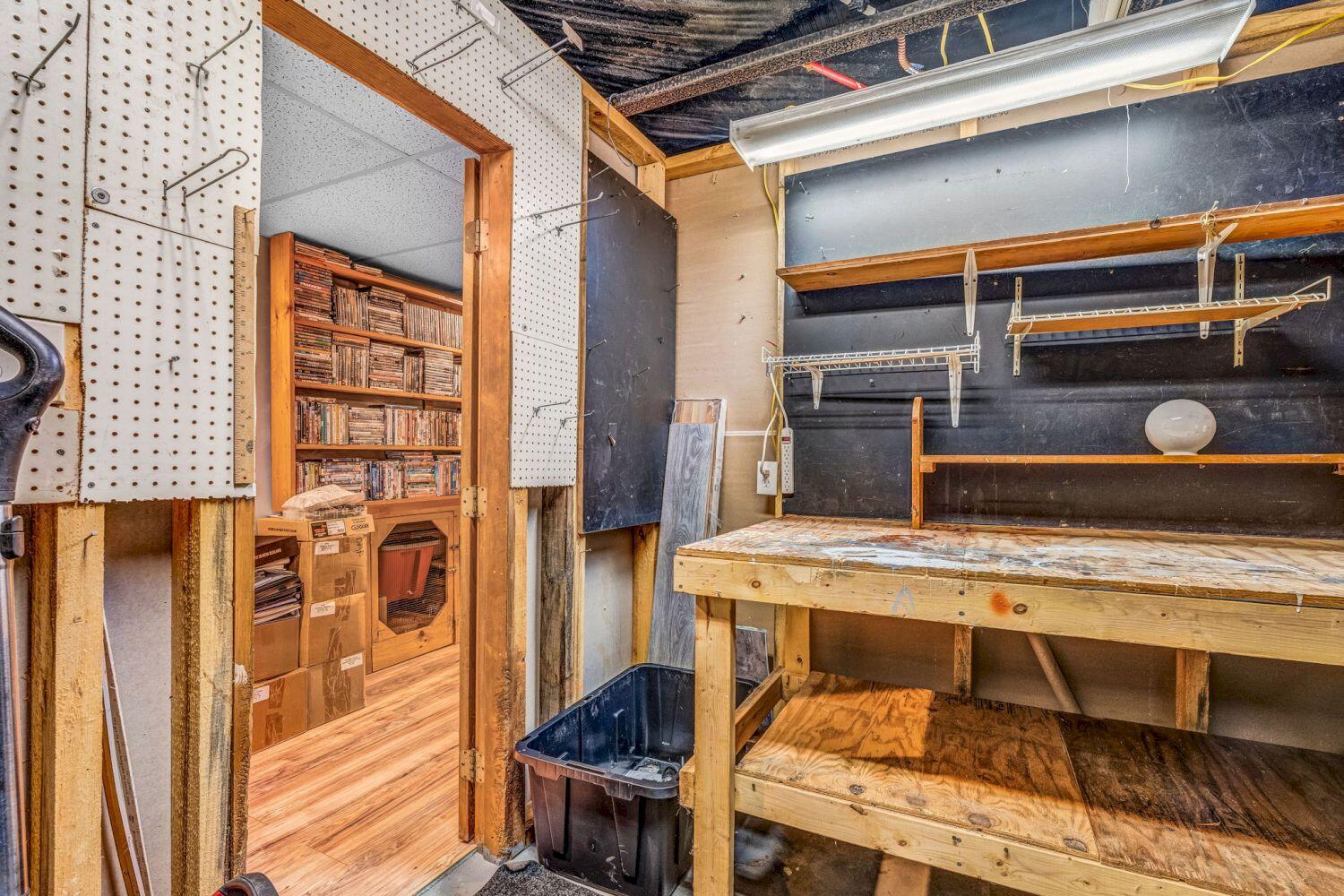 28 Davis Road Vienna ME 04360