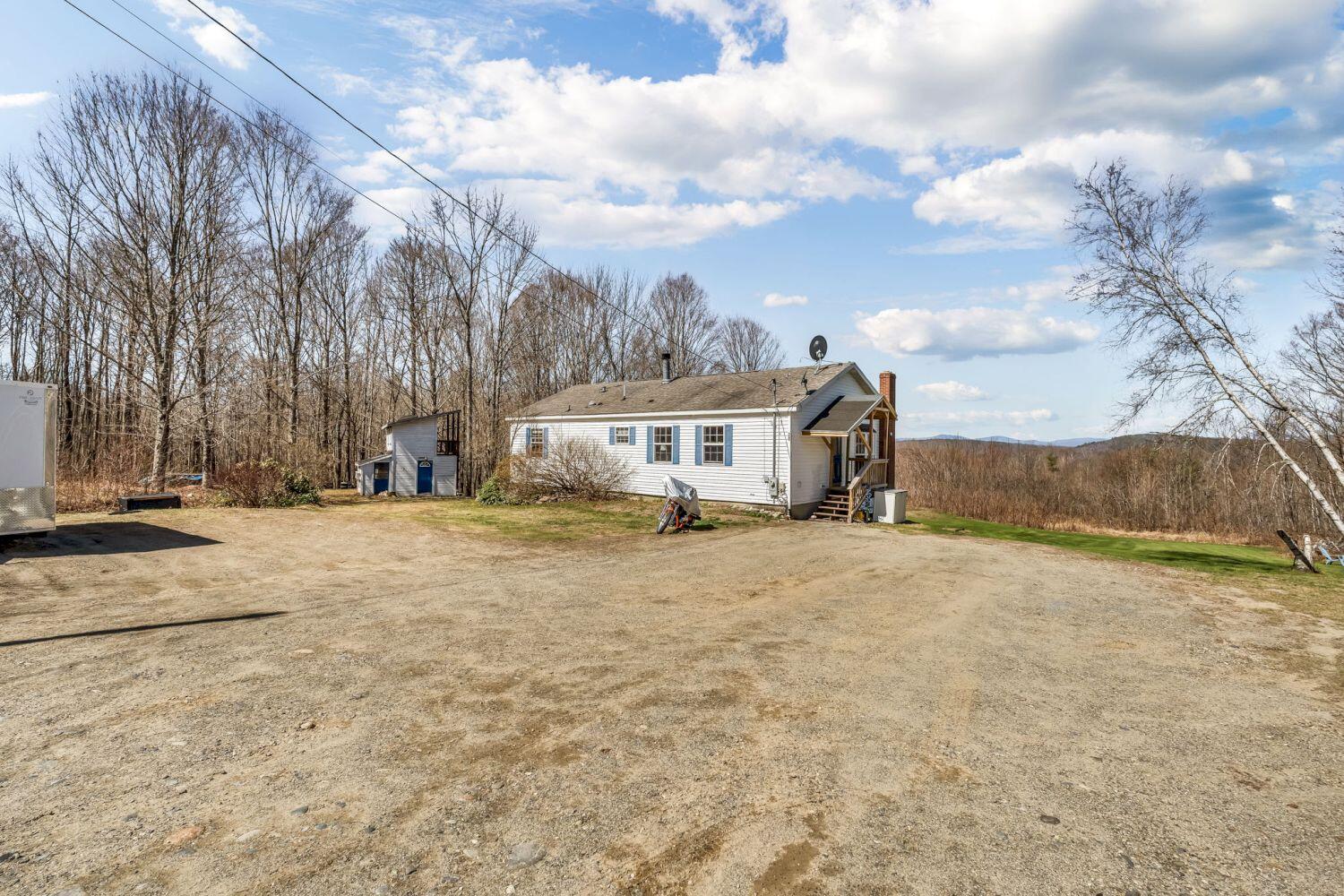 28 Davis Road Vienna ME 04360