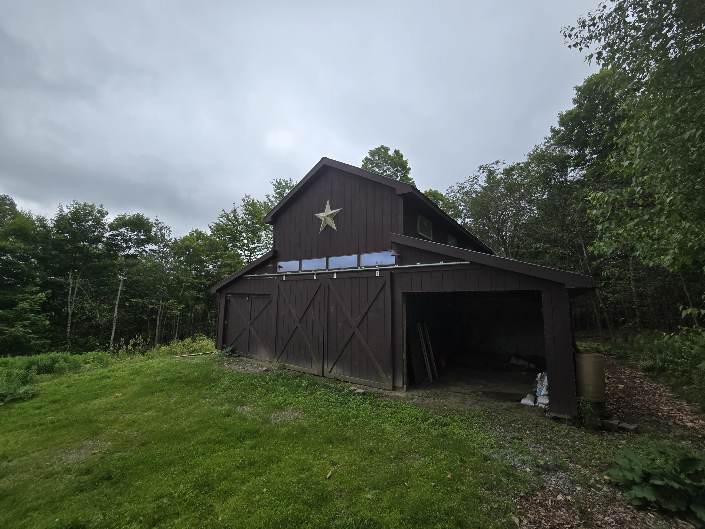 35 Dragonfly Drive Holden ME 04429