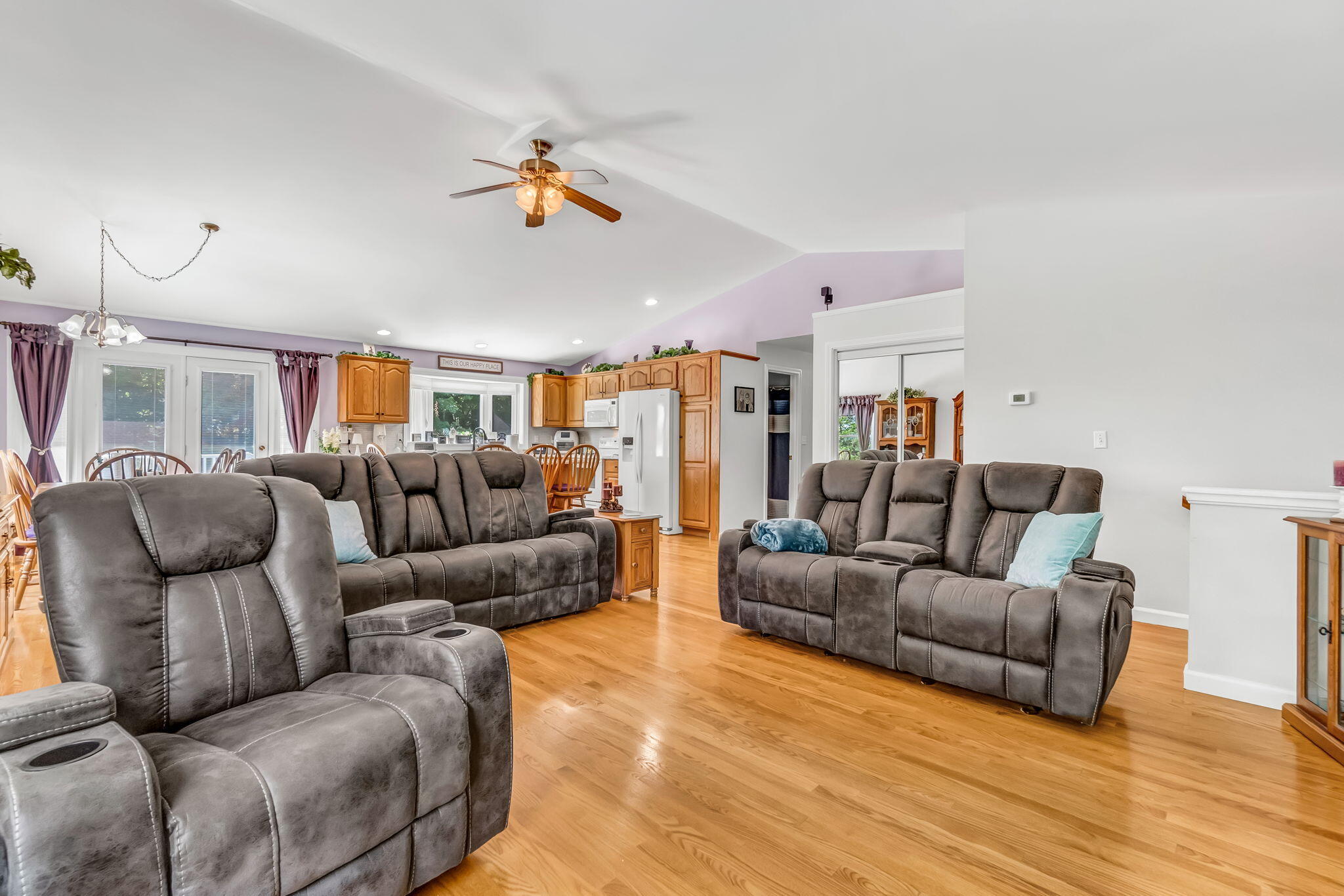 1391 Turner Street Auburn ME 04210