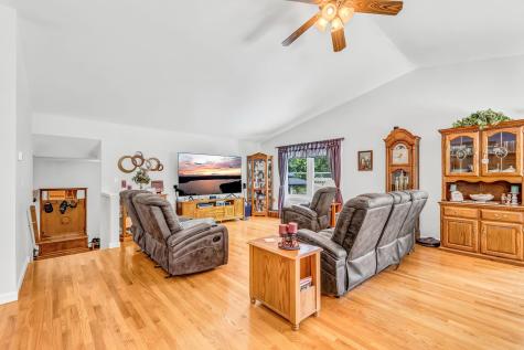 1391 Turner Street Auburn ME 04210