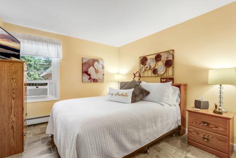 1391 Turner Street Auburn ME 04210