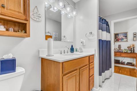 1391 Turner Street Auburn ME 04210