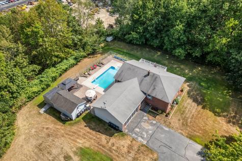 1391 Turner Street Auburn ME 04210