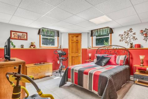 1391 Turner Street Auburn ME 04210