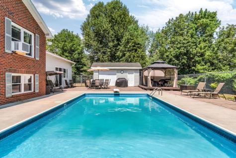 1391 Turner Street Auburn ME 04210