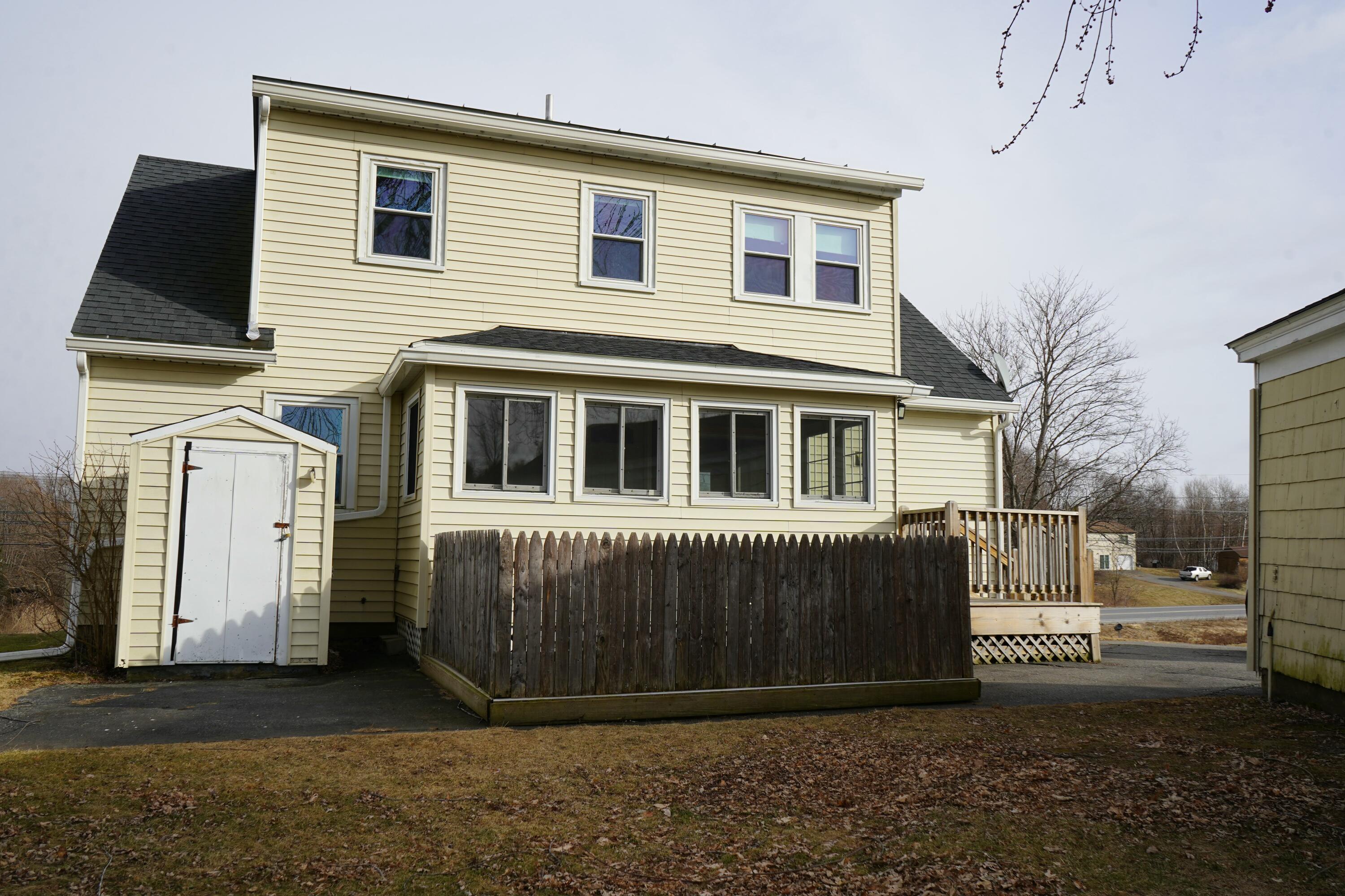 59 Old County Road Fairfield ME 04937