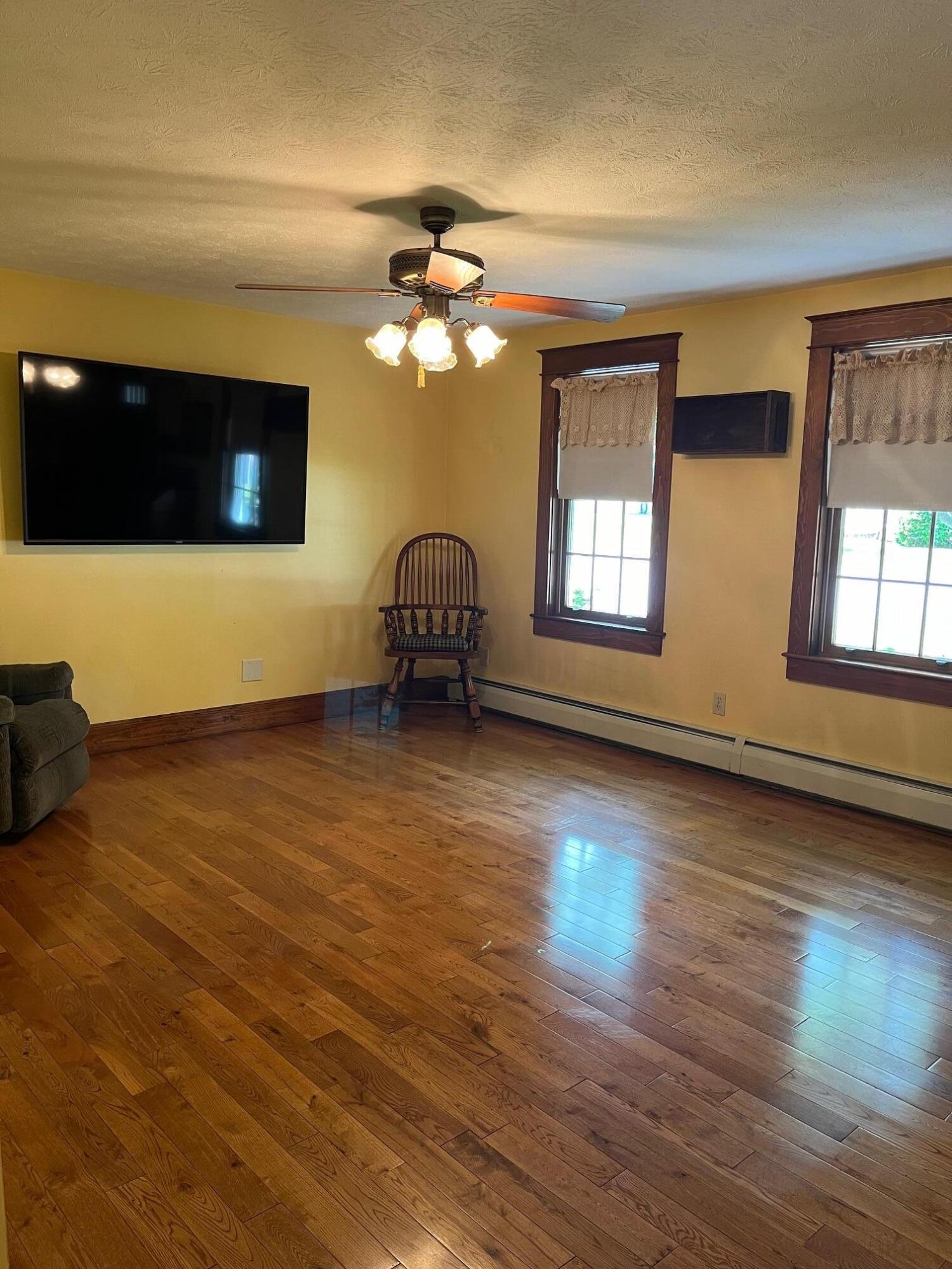 9 Breton Avenue Sanford ME 04073