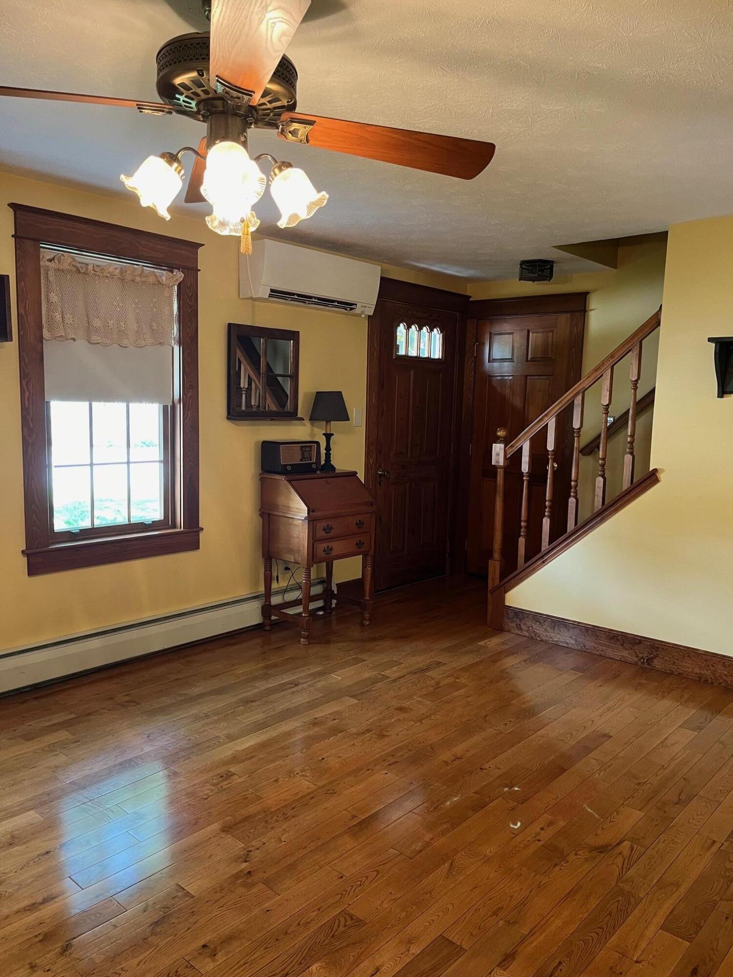 9 Breton Avenue Sanford ME 04073