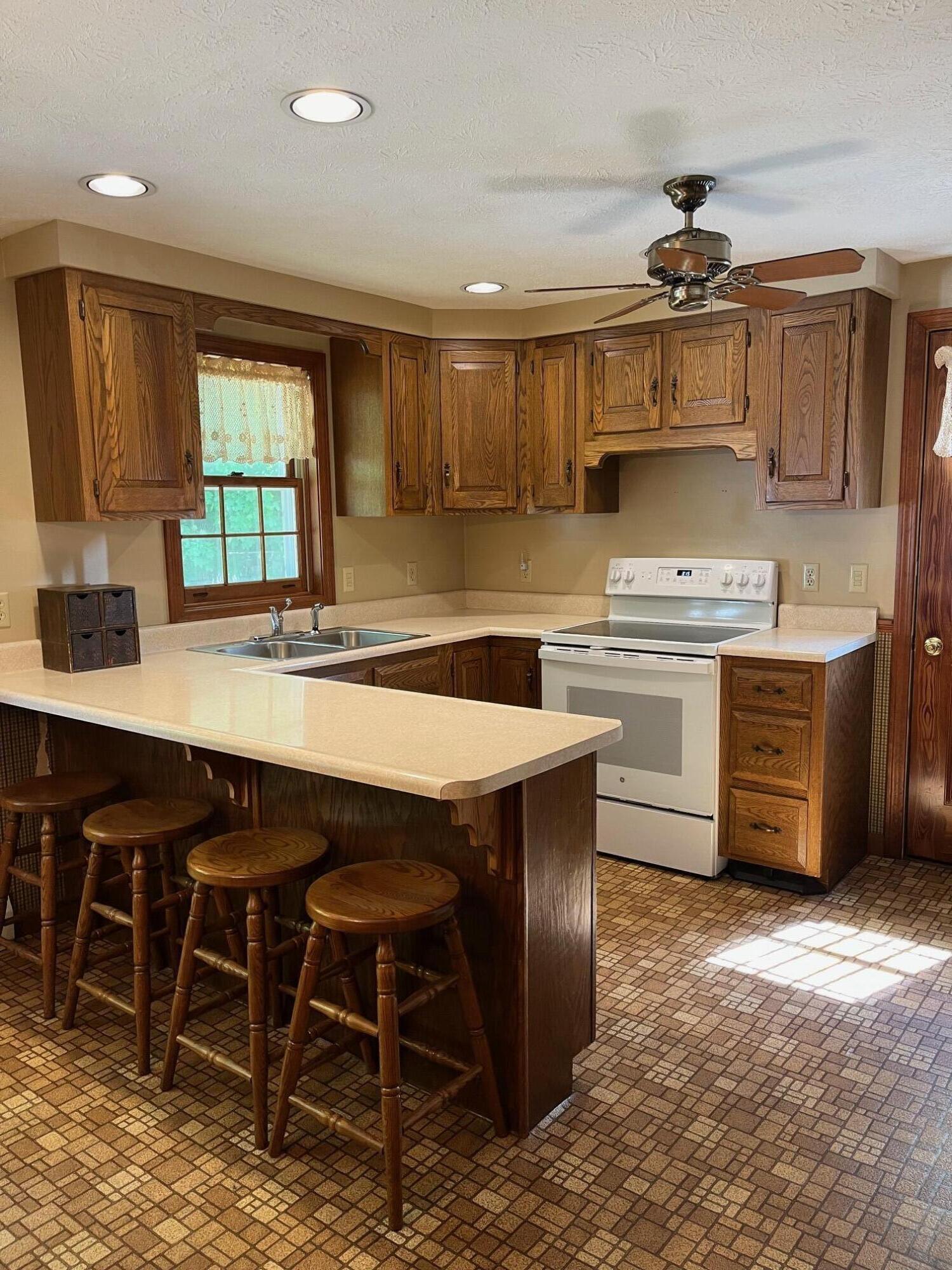 9 Breton Avenue Sanford ME 04073