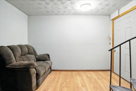 64 Boothby Street Augusta ME 04330