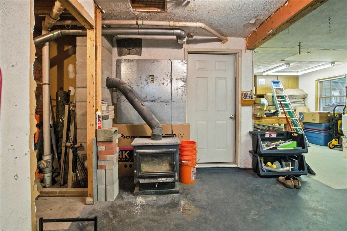 64 Boothby Street Augusta ME 04330