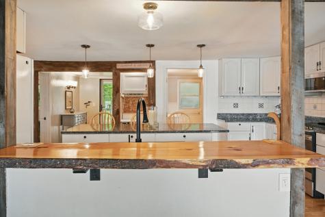 33 Gerber Lane Monmouth ME 04259