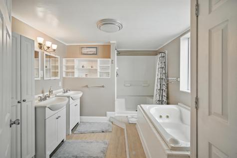 33 Gerber Lane Monmouth ME 04259