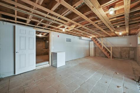 33 Gerber Lane Monmouth ME 04259