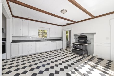 550 Main Road Phippsburg ME 04562