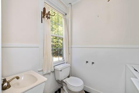 550 Main Road Phippsburg ME 04562