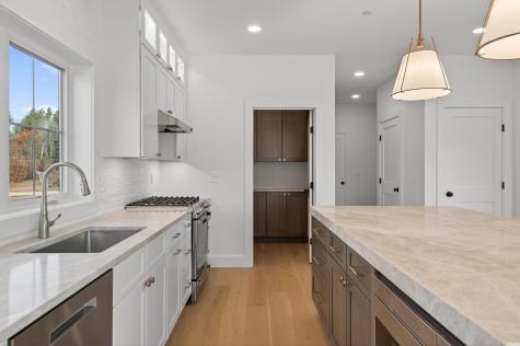 134 Owl's Nest Road Portland ME 04102