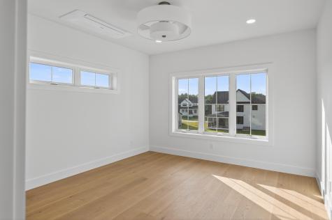 134 Owl's Nest Road Portland ME 04102