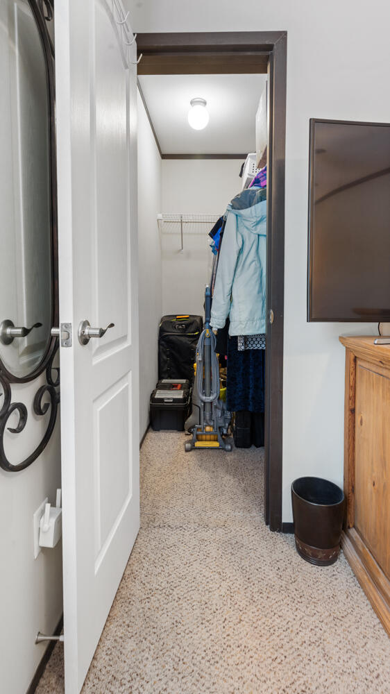 112 Raccoon Cove Road Lamoine ME 04605