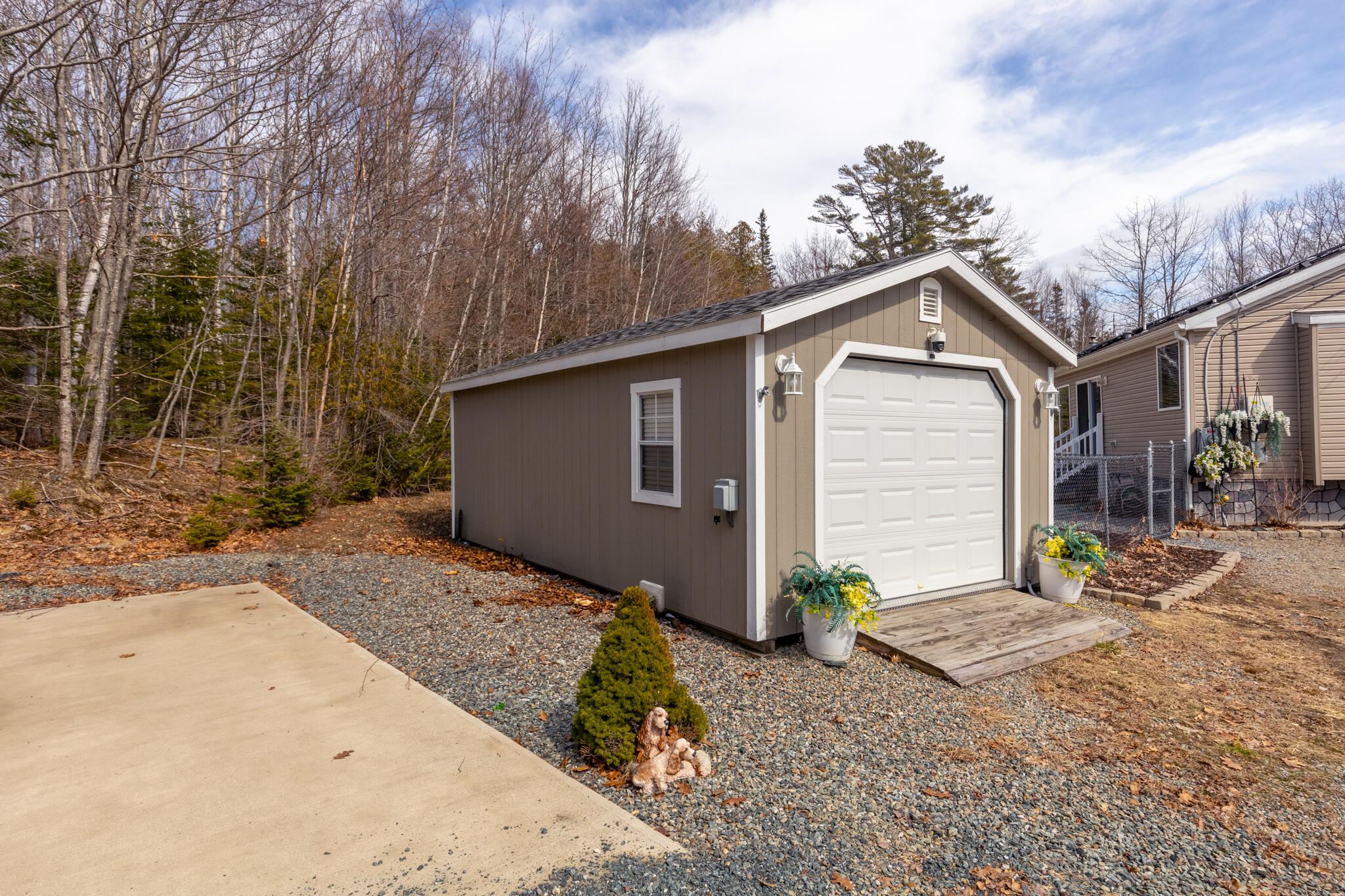 112 Raccoon Cove Road Lamoine ME 04605