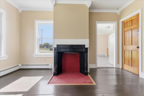 1671 Federal Road Livermore ME 04253