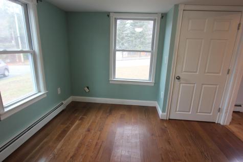 152 Bradman Street Auburn ME 04210
