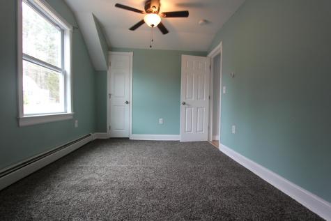152 Bradman Street Auburn ME 04210