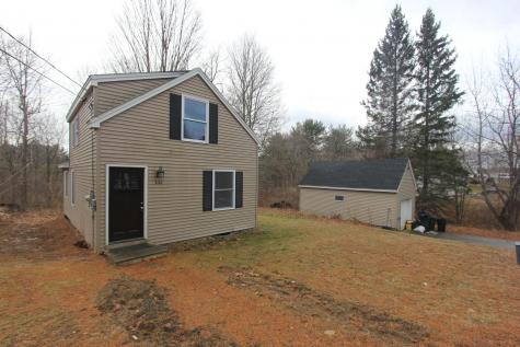 152 Bradman Street Auburn ME 04210