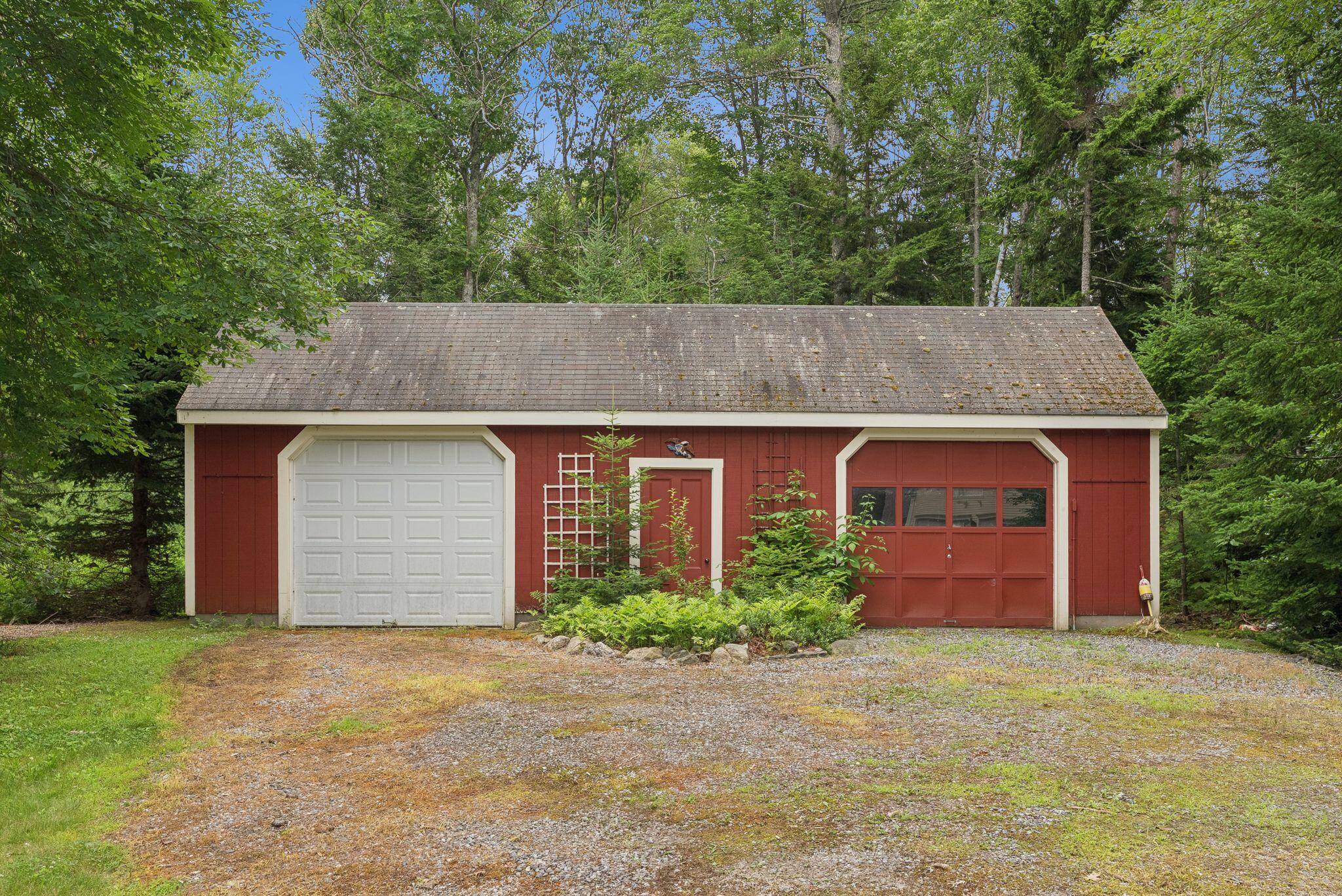 24 Moose Alley Harpswell ME 04079