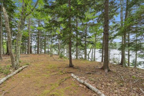 24 Moose Alley Harpswell ME 04079