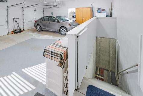 11 Sunrise Drive Hallowell ME 04347