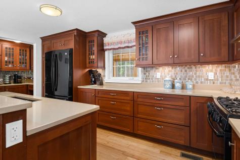 15 Loretta Lane York ME 03909