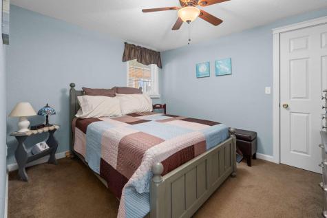 15 Loretta Lane York ME 03909