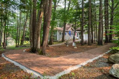 15 Loretta Lane York ME 03909